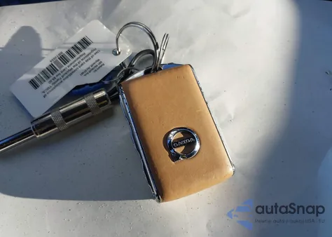 2019 Volvo Xc60 T5 Inscription z USA, uszkodzony, nr VIN LYV102RL7KB223400